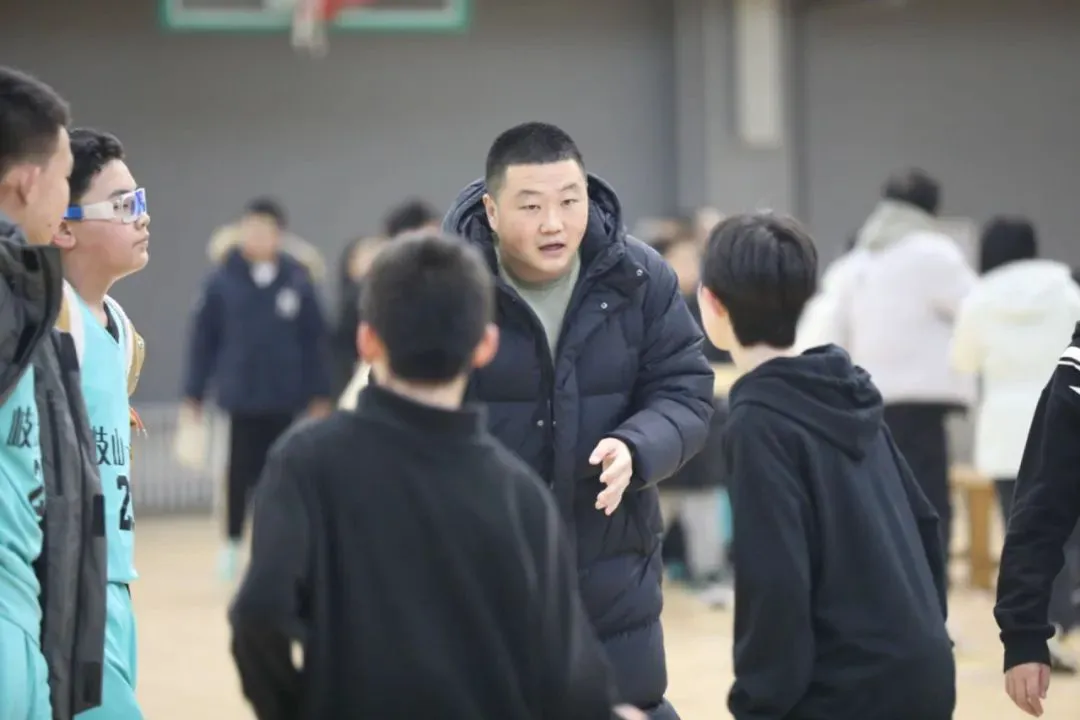 初中篮球战术一周训练计划_2