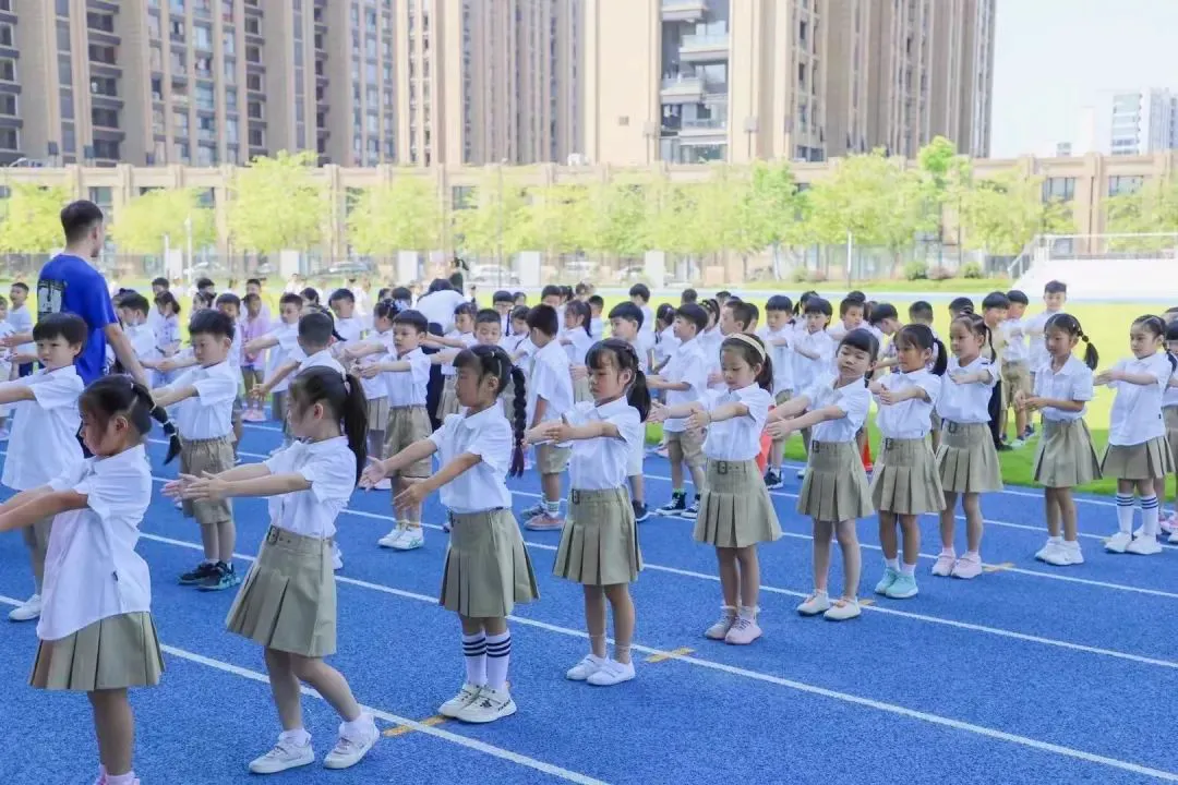 如何通过力量训练改善篮球运动员的速度和敏捷性?_2